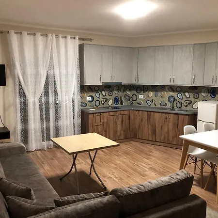 Shengjin Bnb Apartment Lezhe
