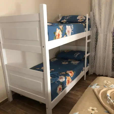Shengjin Bnb Apartment Lezhe